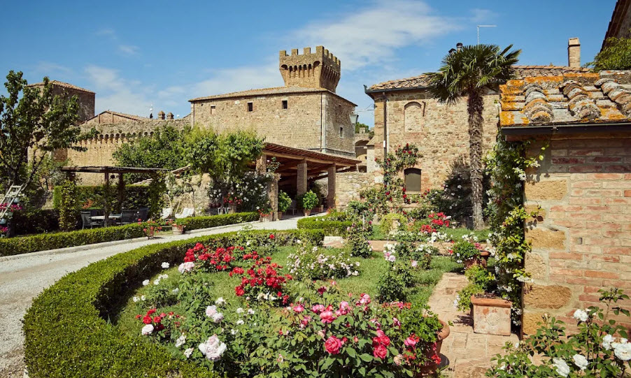 Agriturismo Castello di Spedaletto da Laura, Italy
